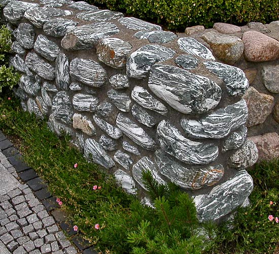 Yuvarlatılmış bloklar